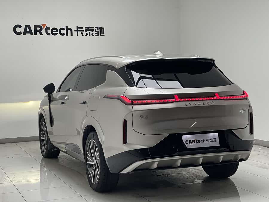 Lynk & Co 08 EM-P 2023 car image #36