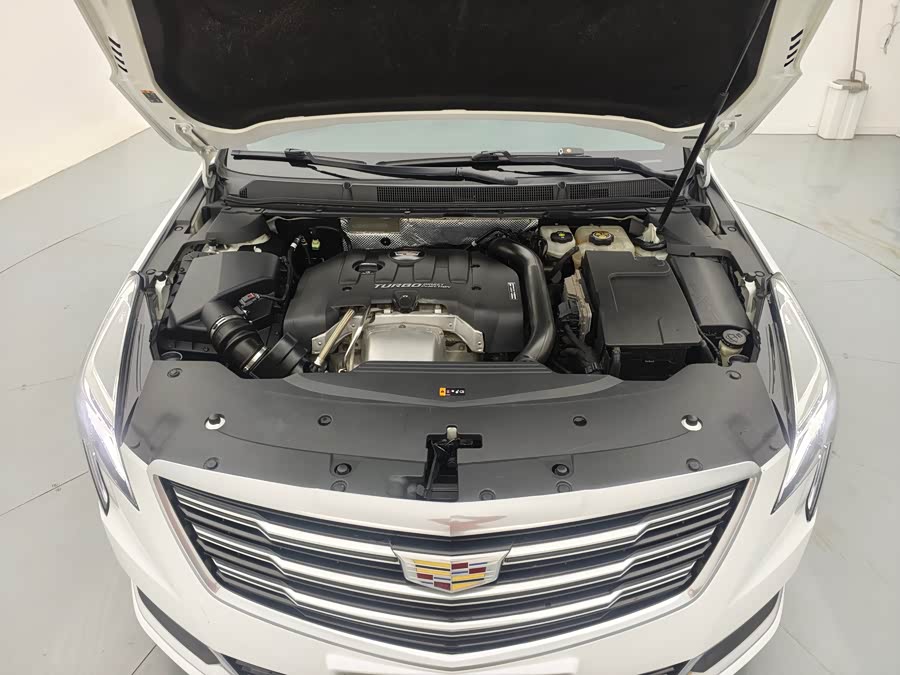 2018 car image #36