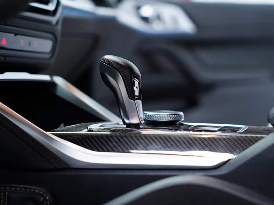 BMW M4 2024 immagine di auto #36