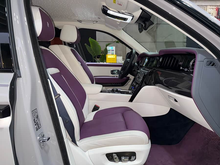 劳斯莱斯 库里南 2025 汽车图片 #36