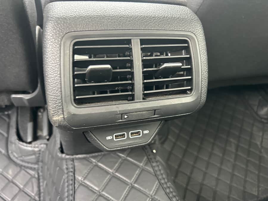 Volkswagen Golf 2019 #36 Volkswagen Golf 2019 car image #36