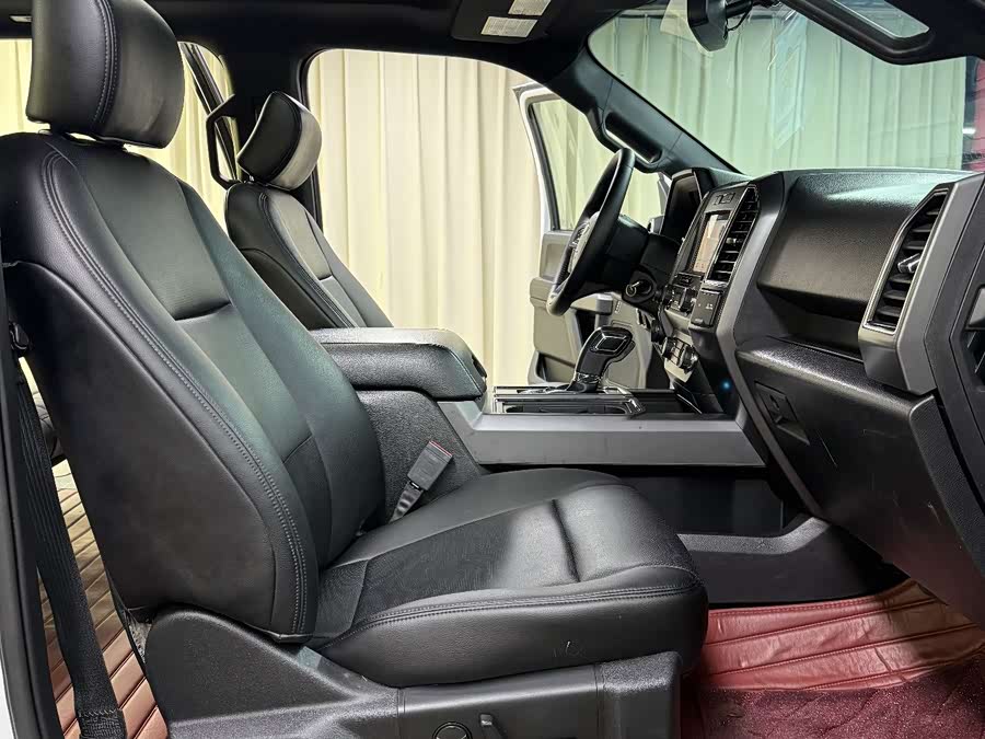 Ford Edge 2021 car image #36