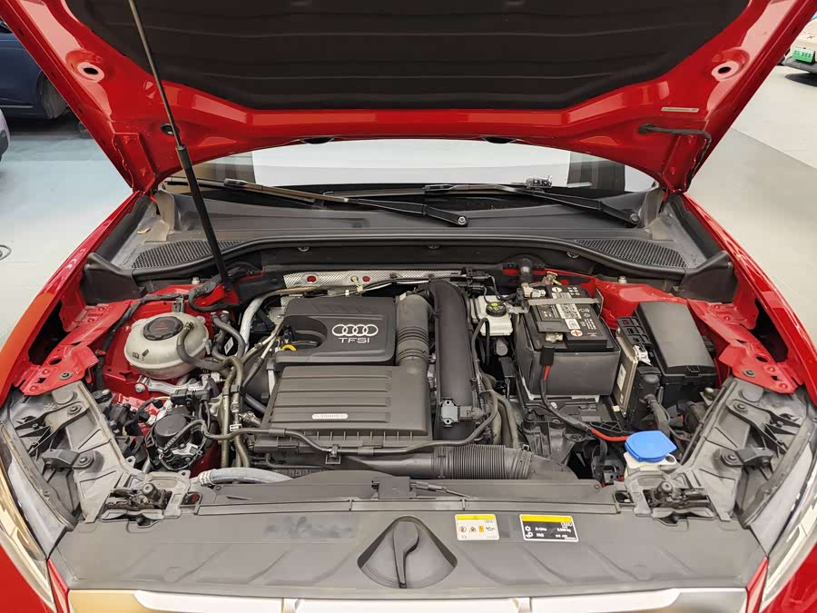 Audi Q2L 2022 car image #36