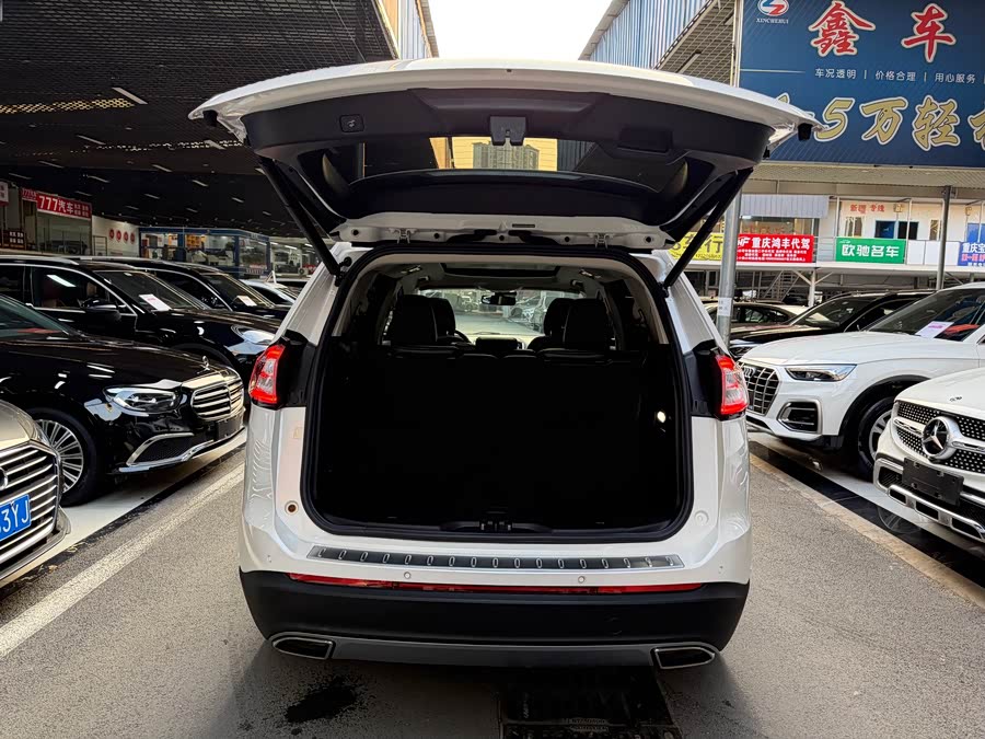 Ford Edge 2018 immagine di auto #36