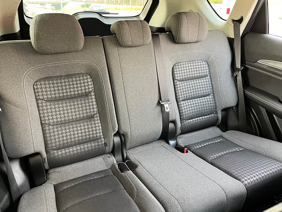 Jetour X70 PLUS 2021 #36 Jetour X70 PLUS 2021 car image #36