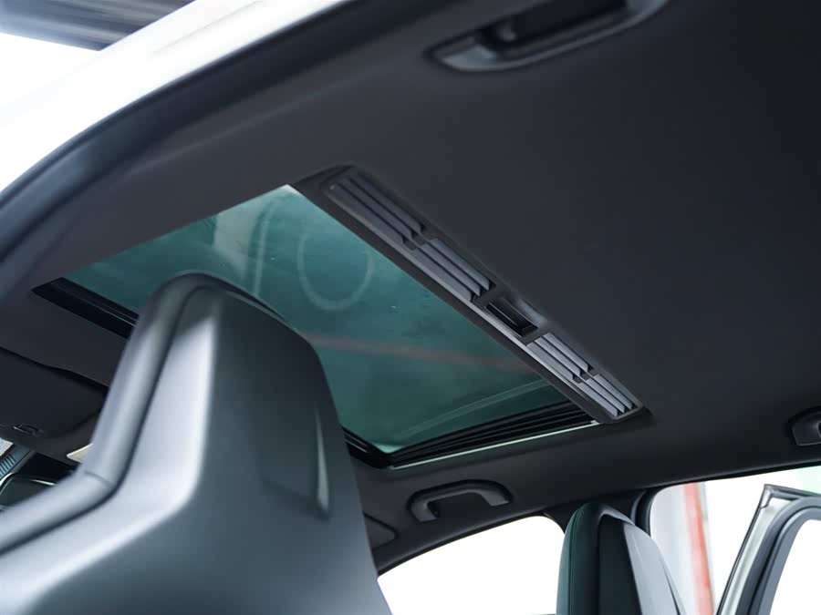 Mercedes-Benz C AMG 2014 immagine di auto #36