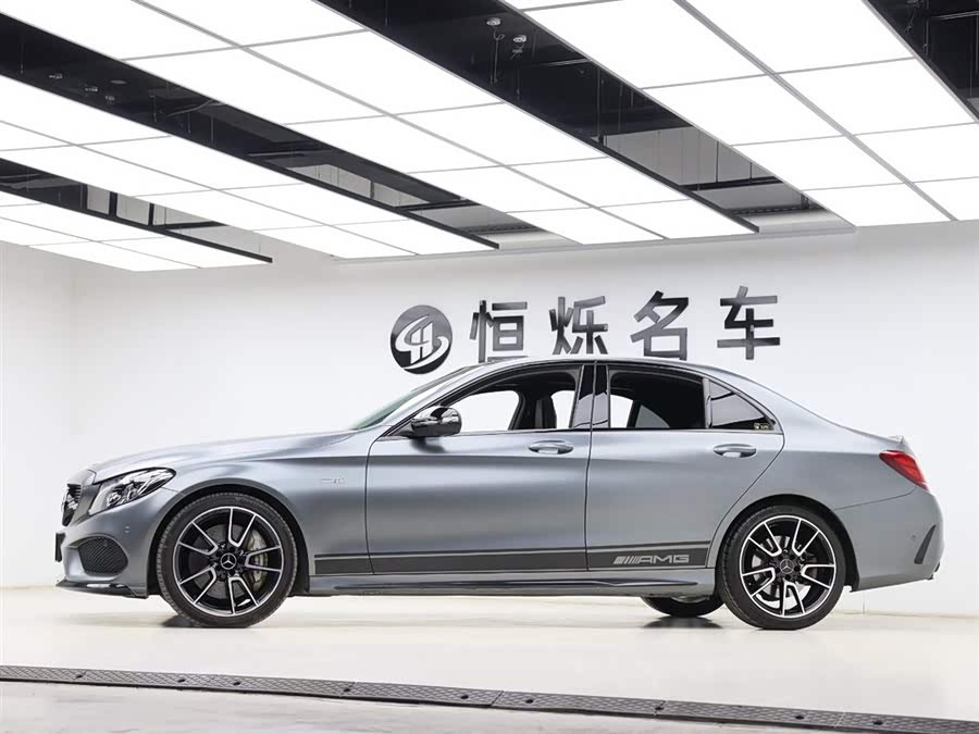 Mercedes-Benz C AMG 2018 immagine di auto #36