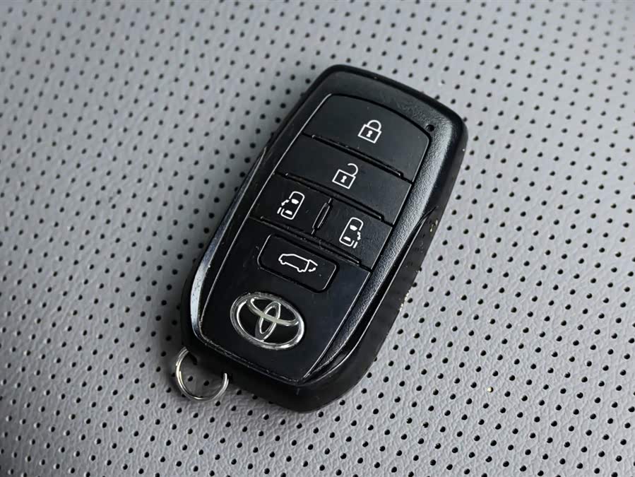 丰田 赛那SIENNA 2025 #36 丰田 赛那SIENNA 2025 汽车图片 #36