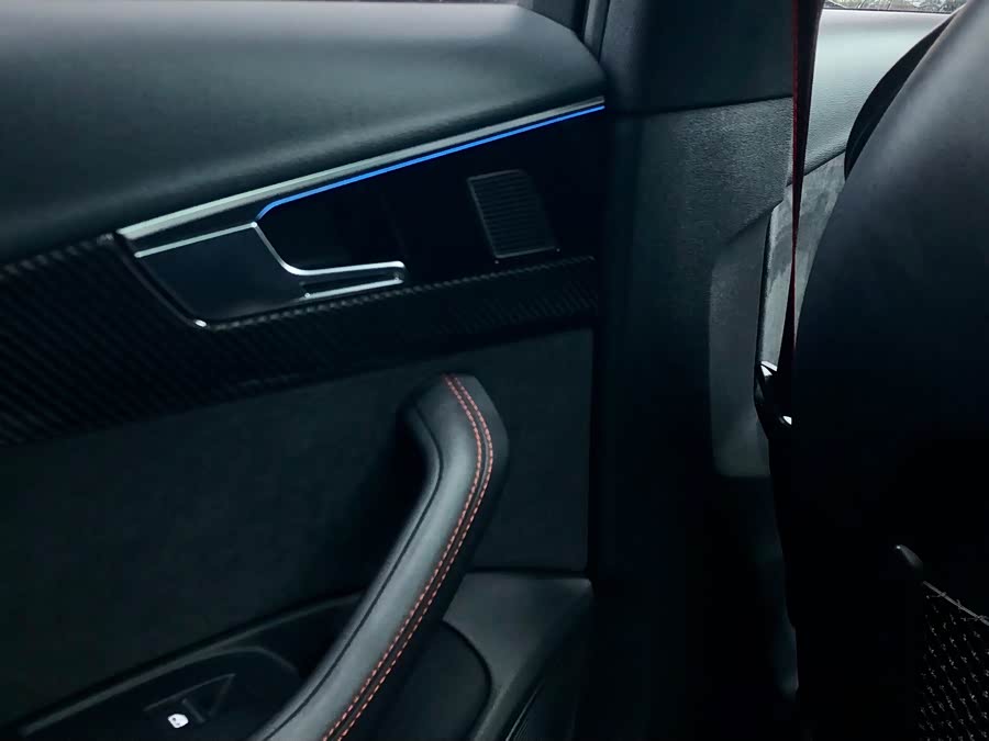 Audi RS 4 2023 immagine di auto #36