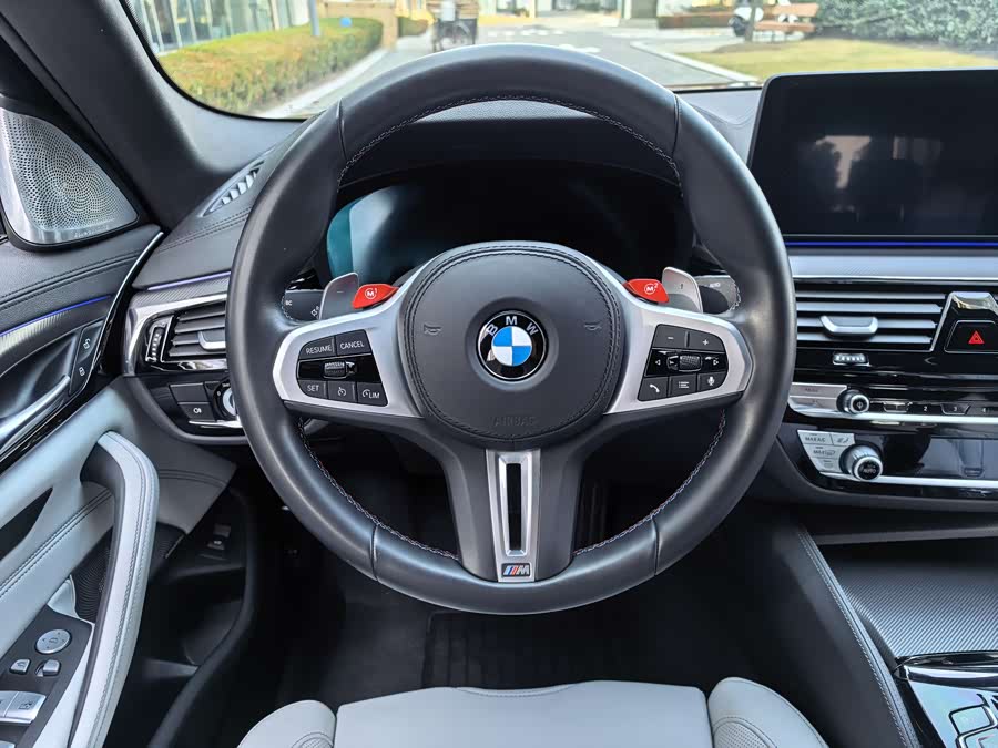 BMW M5 2023 #36 BMW M5 2023 car image #36