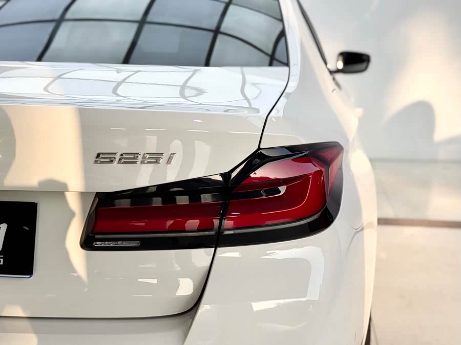 BMW 5 Series (Imported) 2021 car image #36