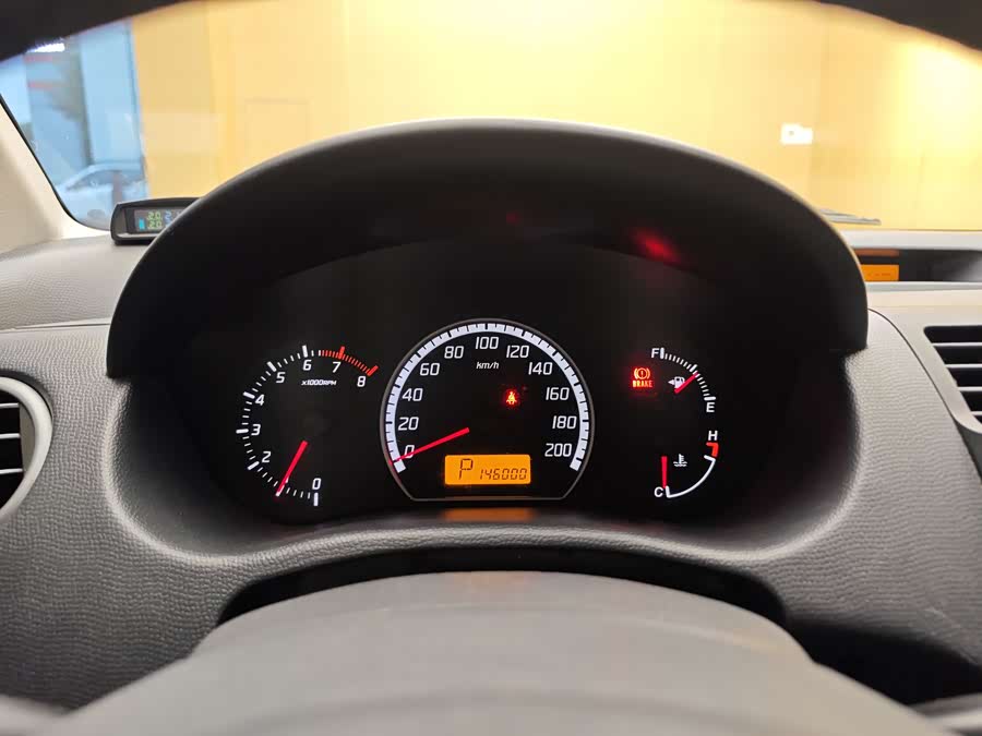 Suzuki Swift 2015 car image #36