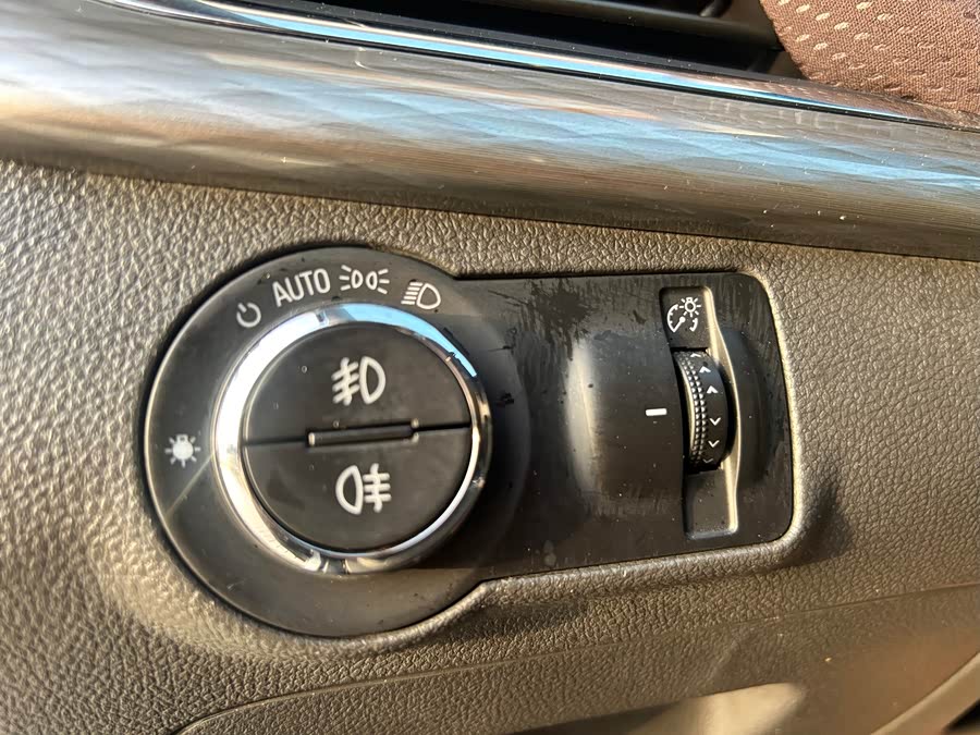 Chevrolet Malibu 2017 car image #36