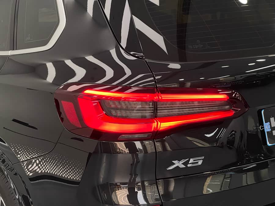 BMW X5 2023 imagem de carro #36