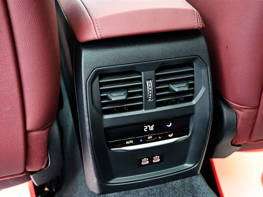 BMW 3 Series 2025 car image #36