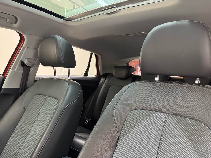 Audi Q2L 2020 صورة سيارة #36