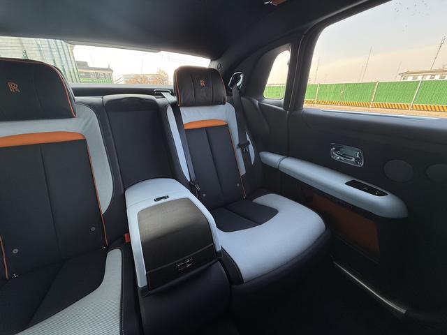 劳斯莱斯 古思特 2023 汽车图片 #36