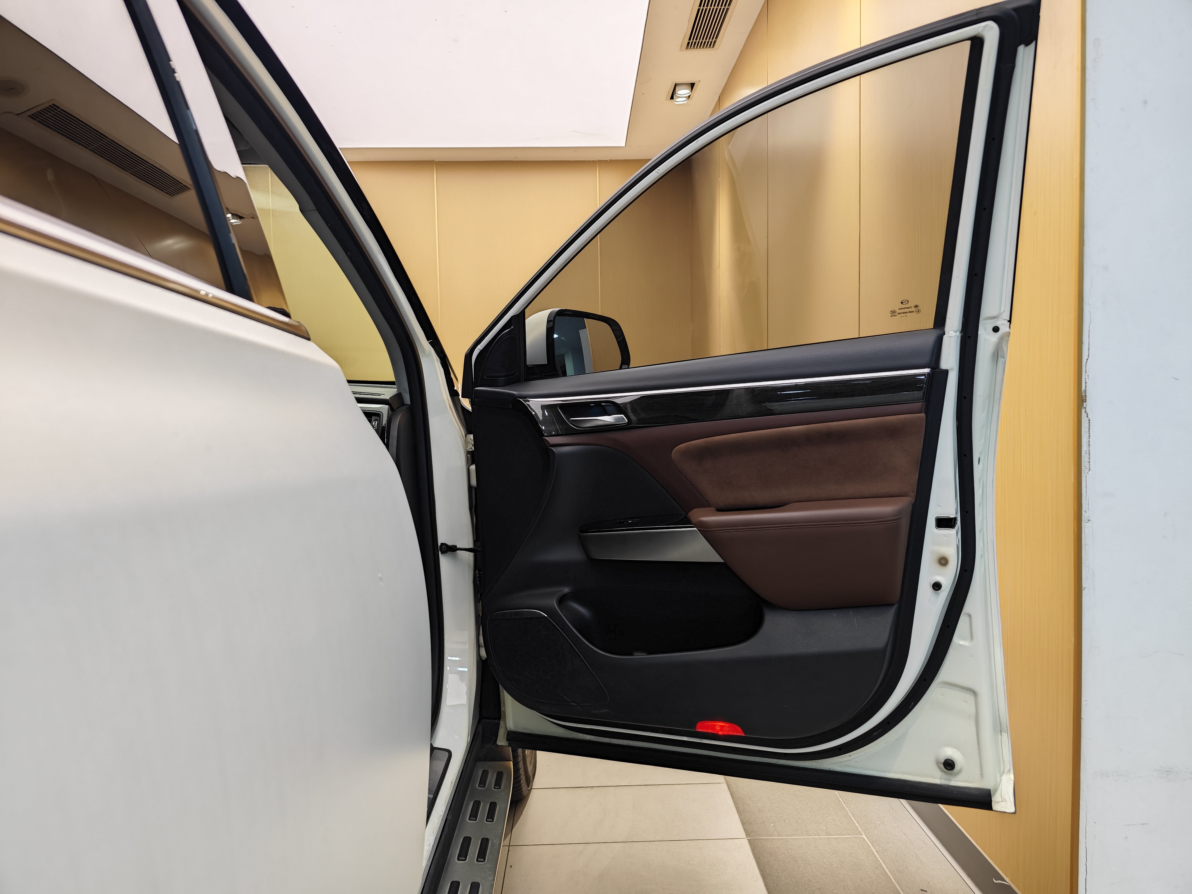 GAC Trumpchi GS8 2017 #36 GAC Trumpchi GS8 2017 car image #36