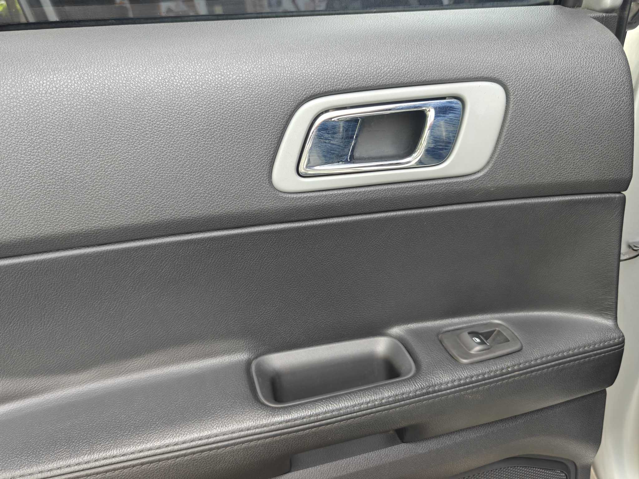 Ford Explorer (Imported) 2013 car image #36