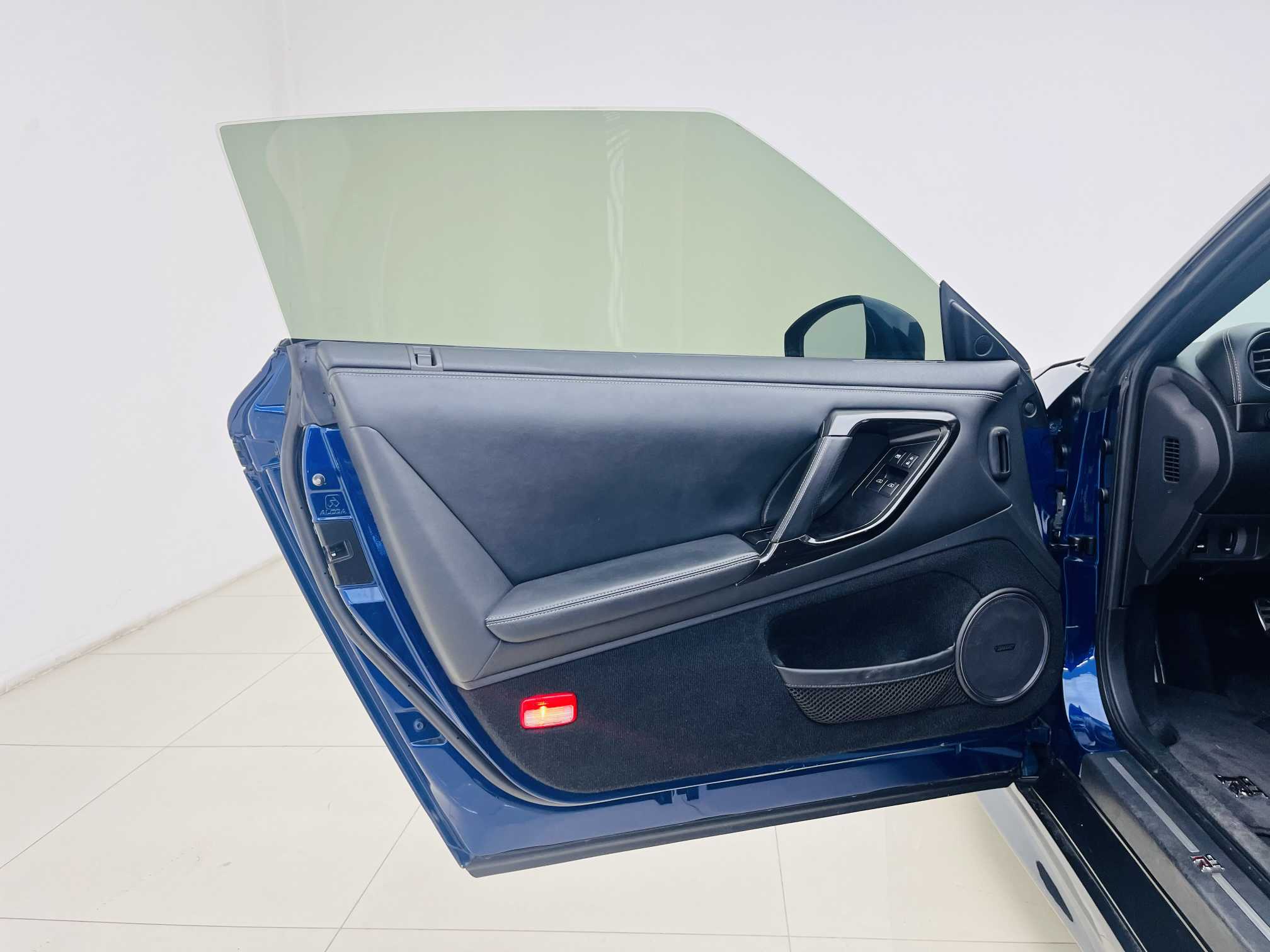 日产 日产GT-R 2013 汽车图片 #36