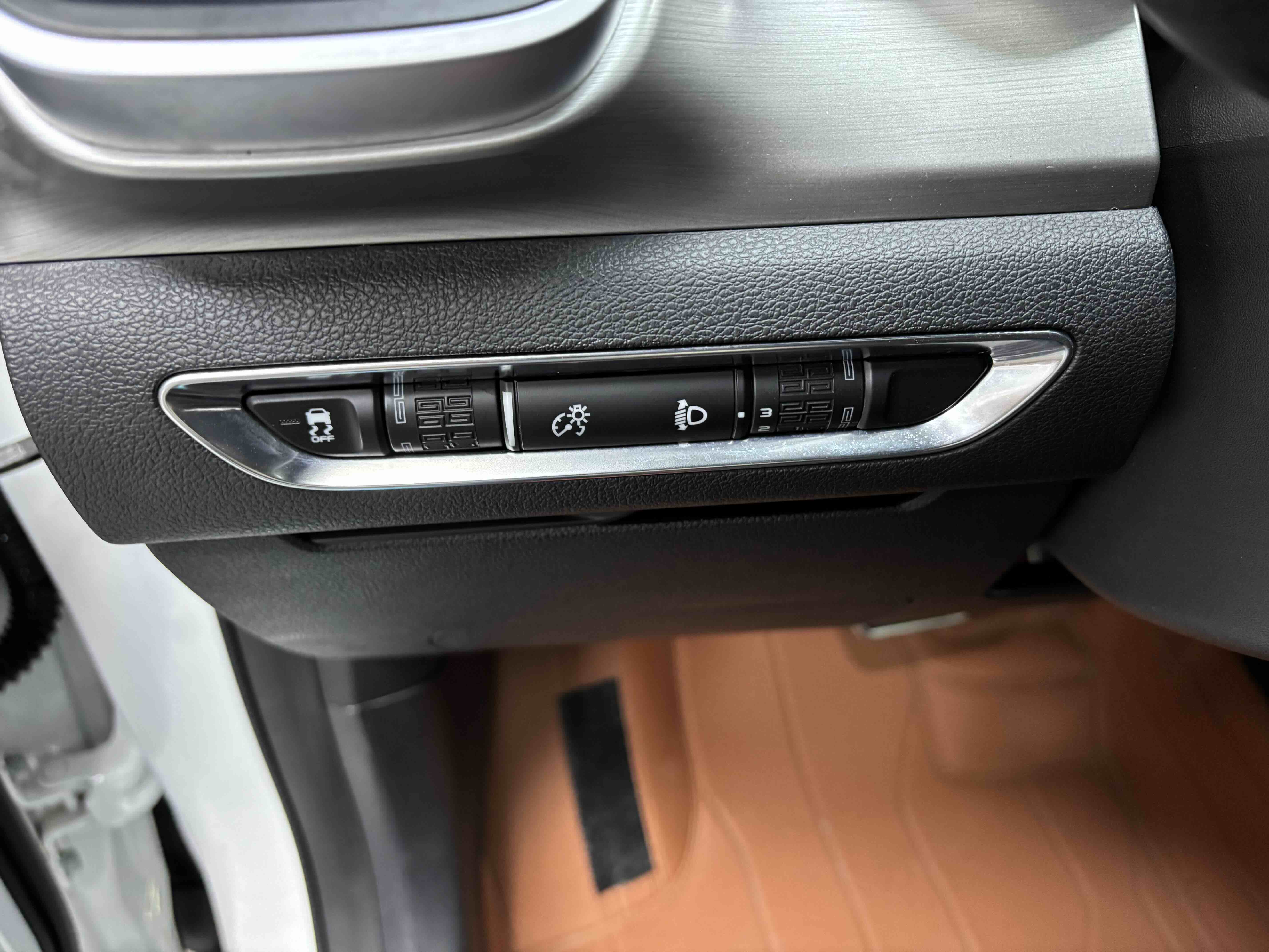 GEELY Coolray 2021 #36 GEELY Coolray 2021 car image #36