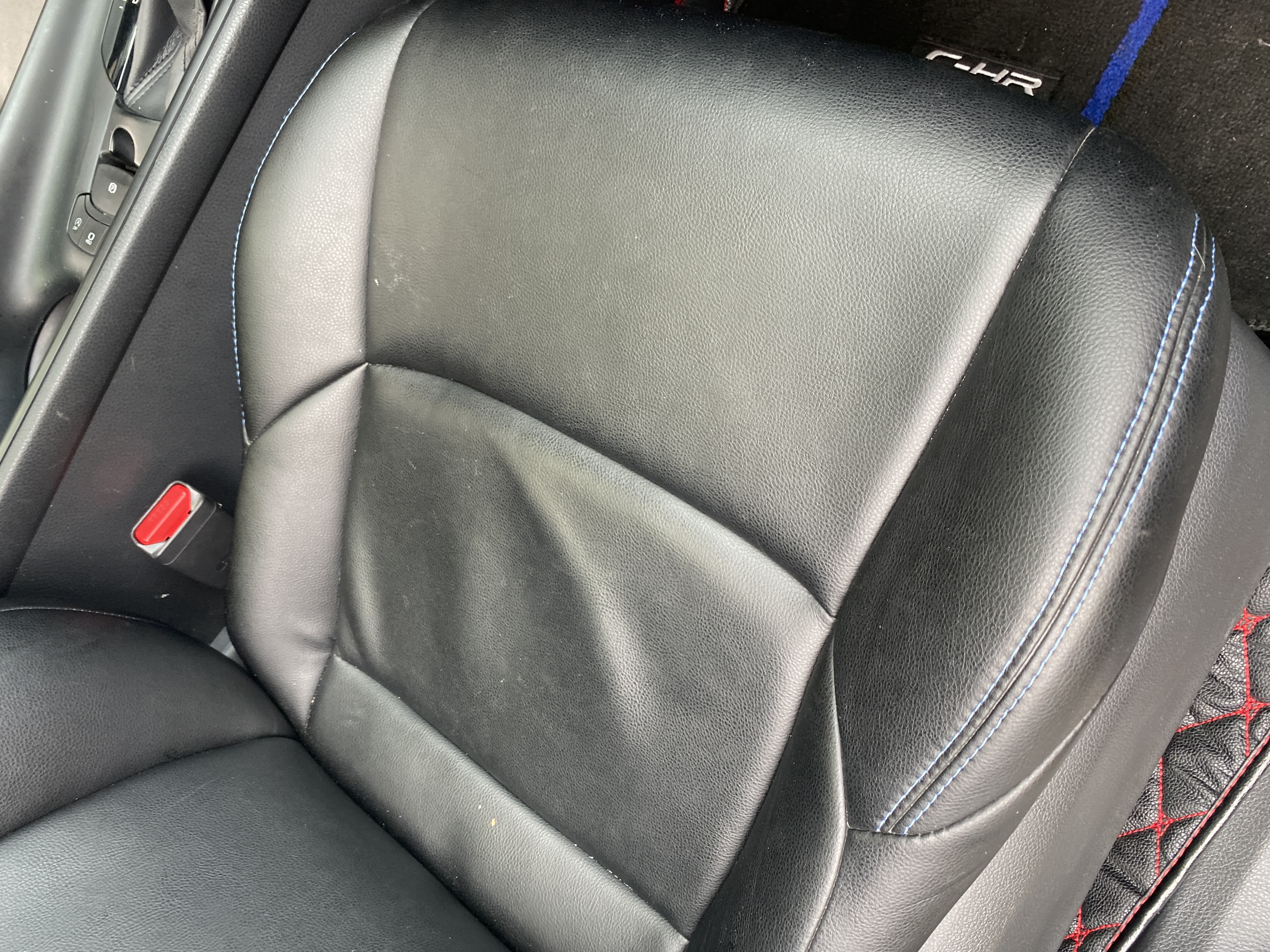 Toyota C-HR 2022 #36 Toyota C-HR 2022 صورة سيارة #36