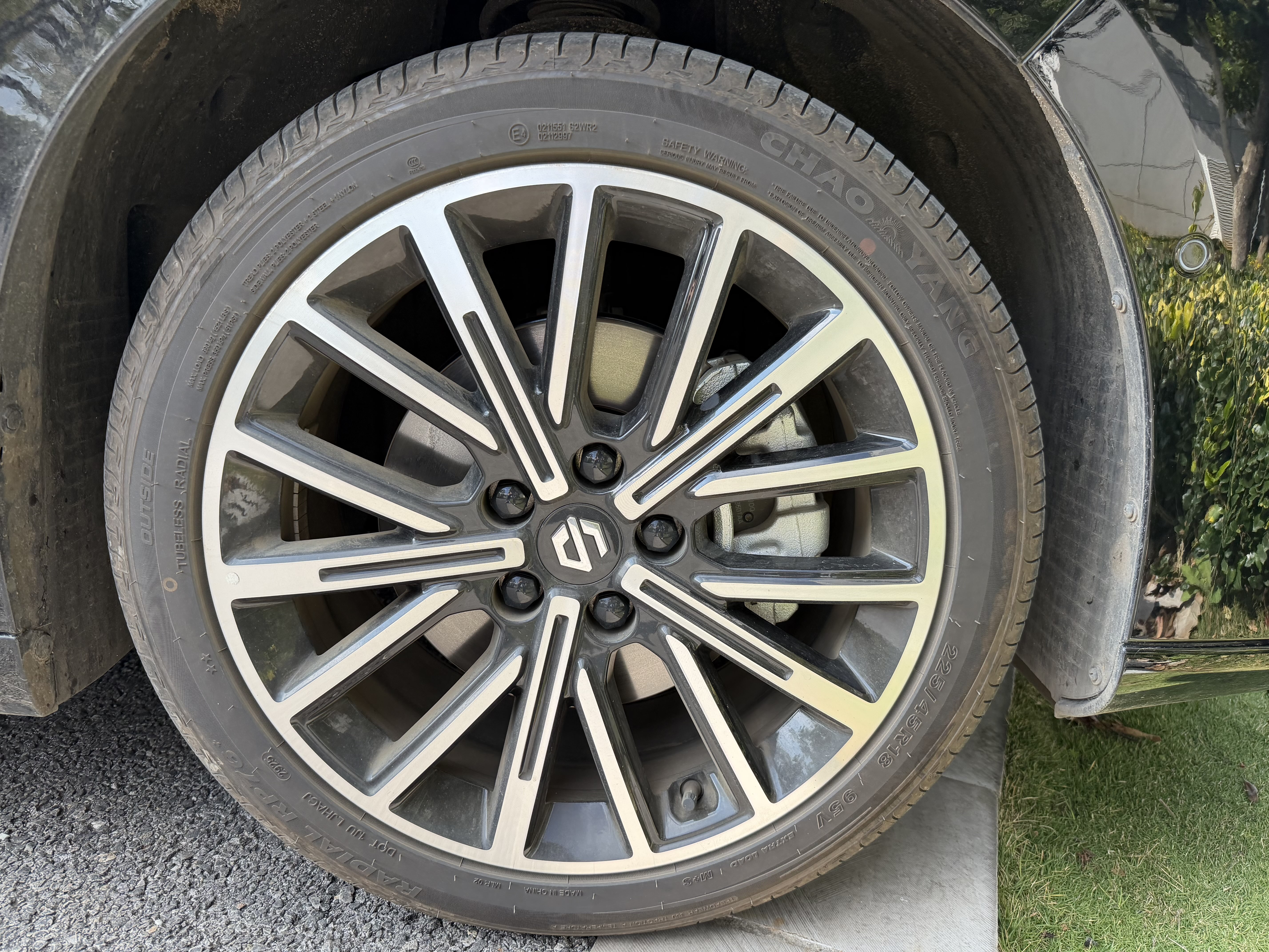 零跑汽车 零跑B01 2025 汽车图片 #36