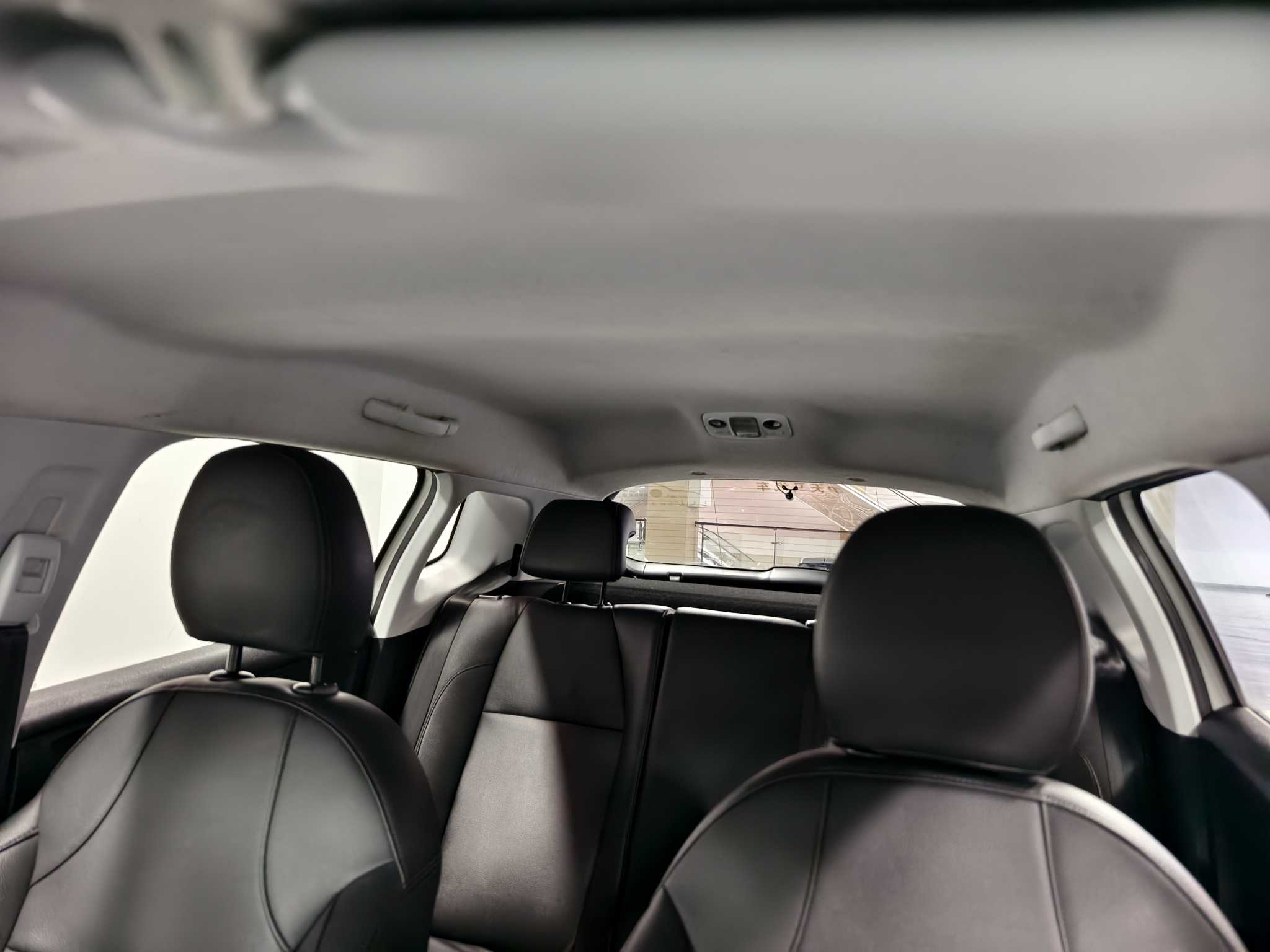 Peugeot 2008 2015 car image #36