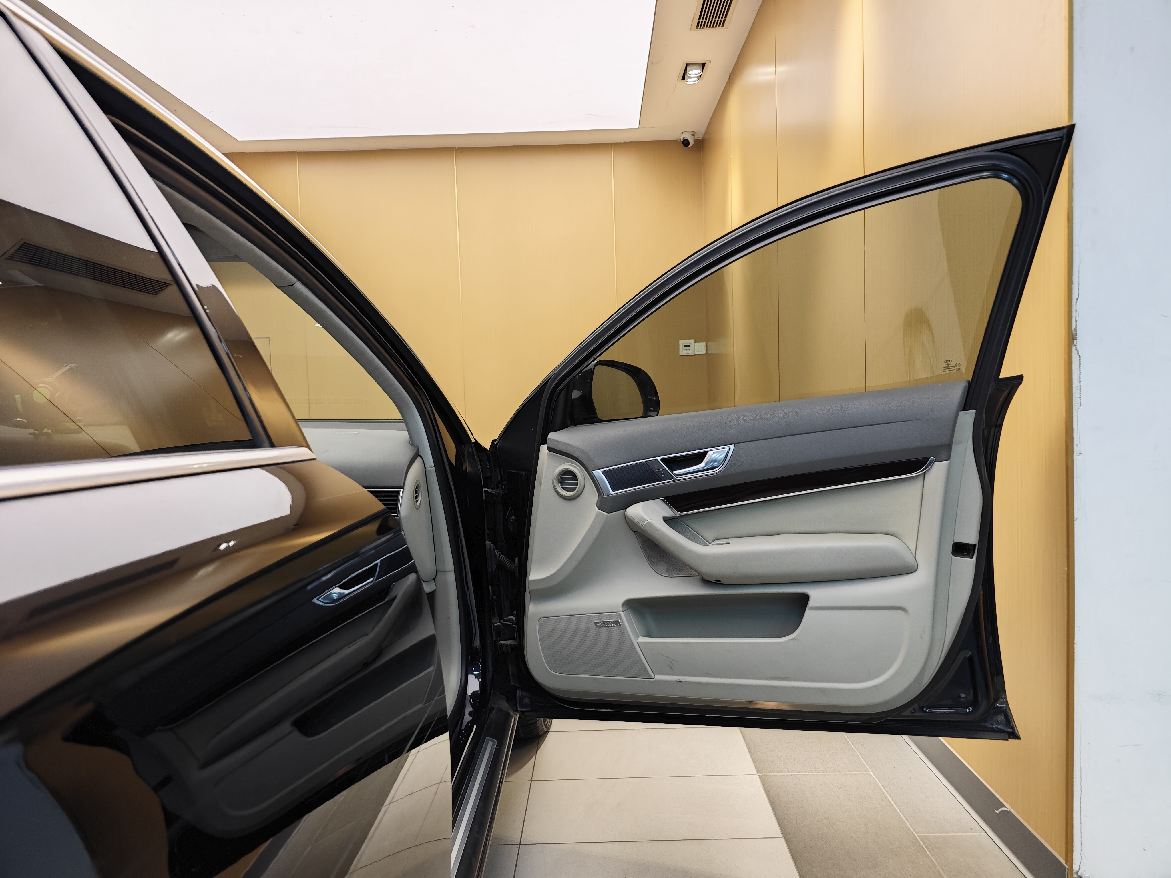 Audi A6L 2012 car image #36