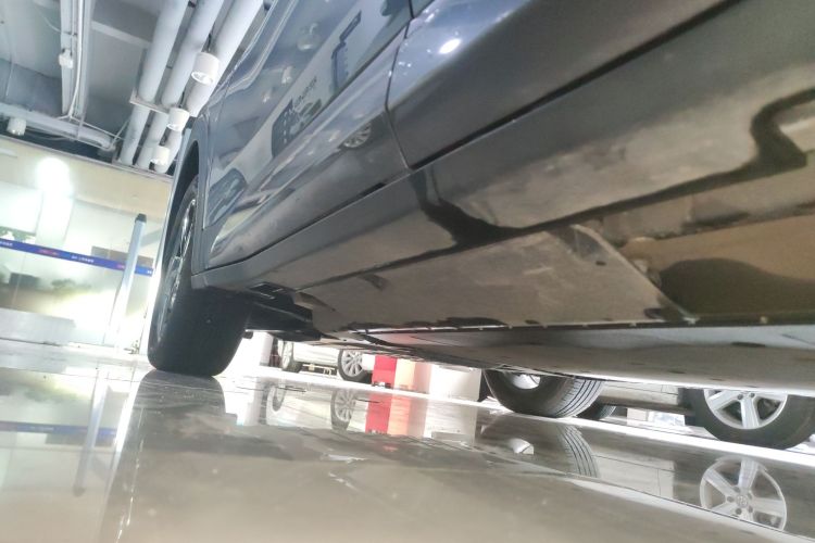 哪吒汽车 哪吒X 2024 汽车图片 #36