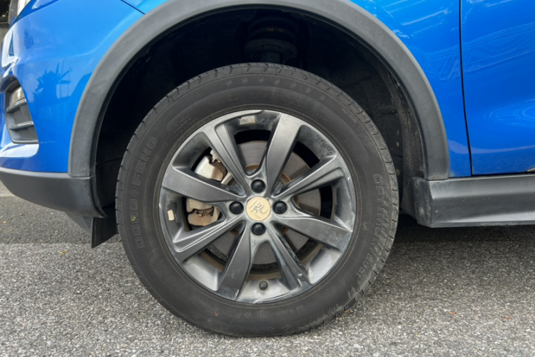 BYD Yuan New Energy 2019 immagine di auto #36