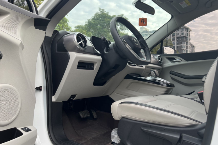 BYD Yuan 2021 car image #36