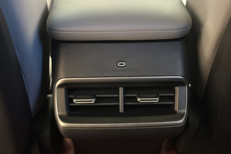 日产 日产N7 2025 汽车图片 #36