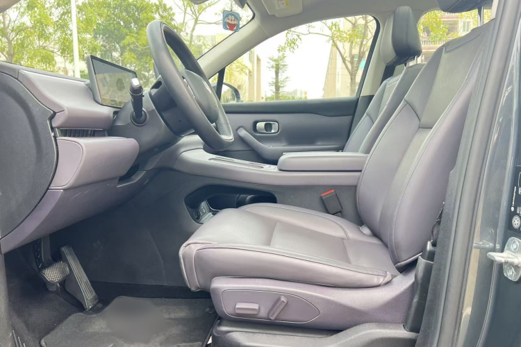 零跑汽车 零跑C10 2024 汽车图片 #36