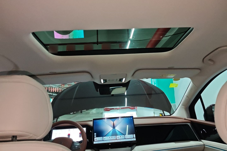 BYD Xia 2025 car image #36