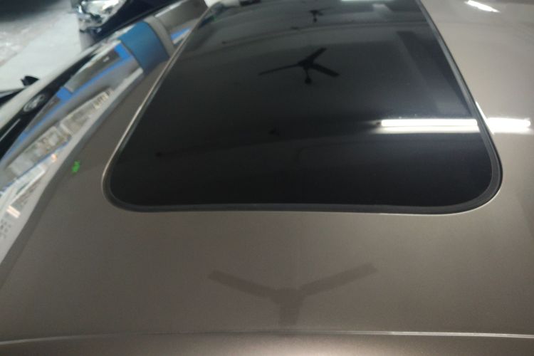 Volkswagen Pheaton 2012 immagine di auto #36