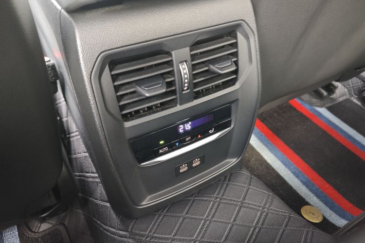 BMW M4 2022 #36 BMW M4 2022 car image #36