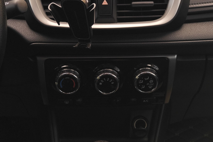 Toyota Yaris L Zhixiang 2019 صورة سيارة #36