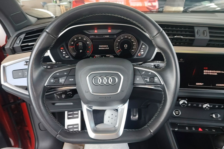 Audi Q3 2024 #11 Audi Q3 2024 car image #11