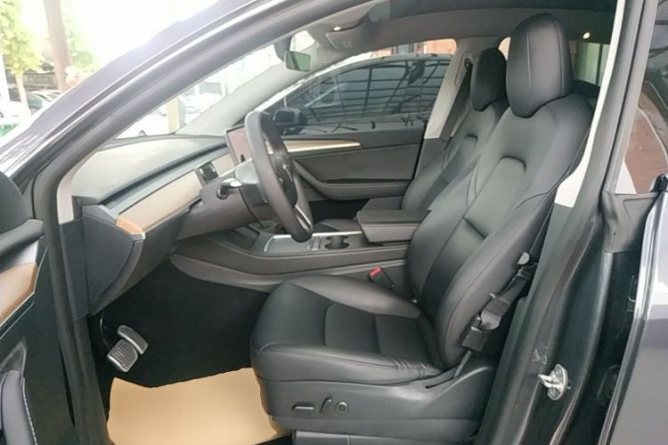 Tesla Model Y 2021 #15 Tesla Model Y 2021 car image #15