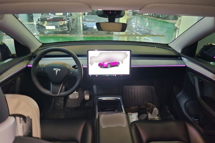 Tesla Model Y 2024 #10 Tesla Model Y 2024 car image #10