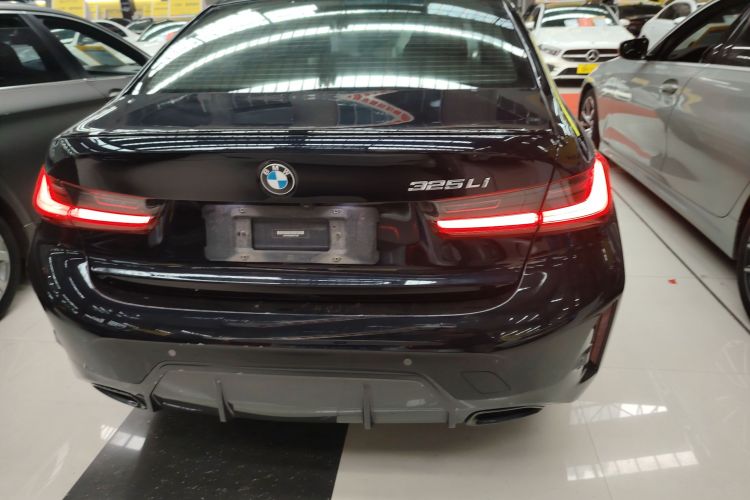 BMW 3 Series 2023 #6 BMW 3 Series 2023 car image #6