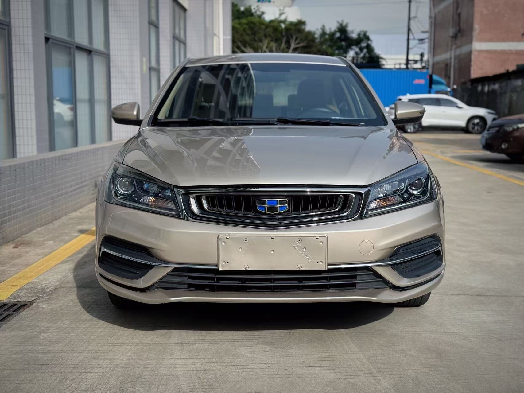 GEELY Emgrand 2018 #2 GEELY Emgrand 2018 car image #2