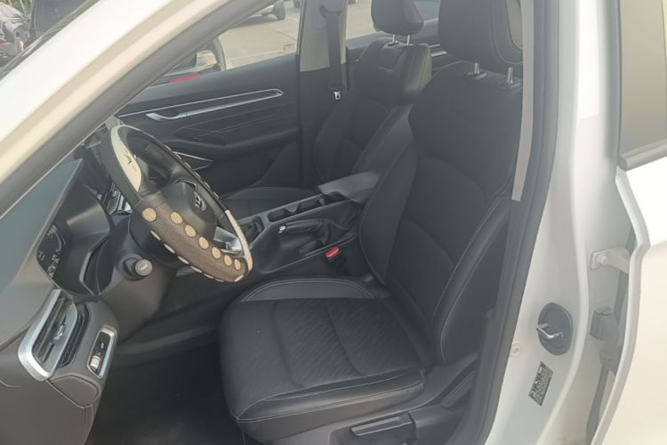 GEELY Emgrand 2021 #19 GEELY Emgrand 2021 car image #19