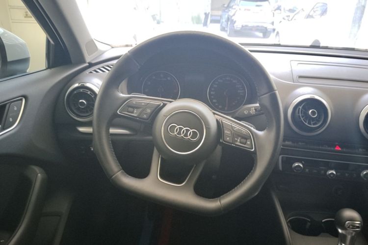Audi A3 2018 #11 Audi A3 2018 car image #11