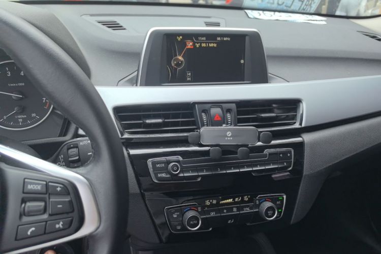 BMW X1 2017 #13 BMW X1 2017 car image #13
