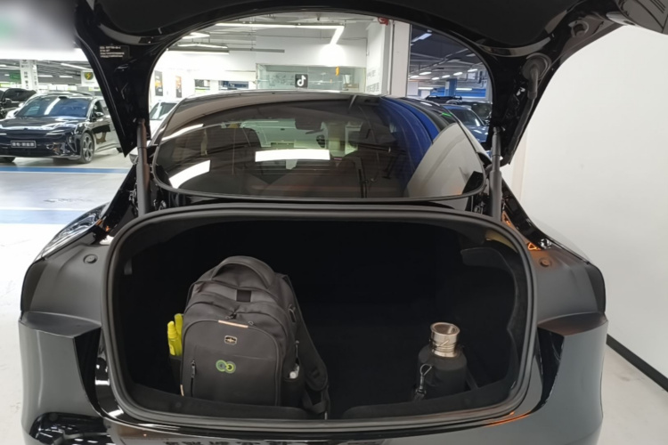 Tesla Model 3 2024 #19 Tesla Model 3 2024 car image #19