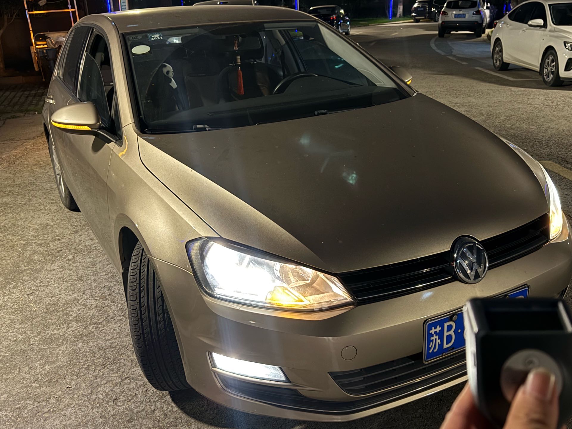 Volkswagen Golf 2014 car image #8
