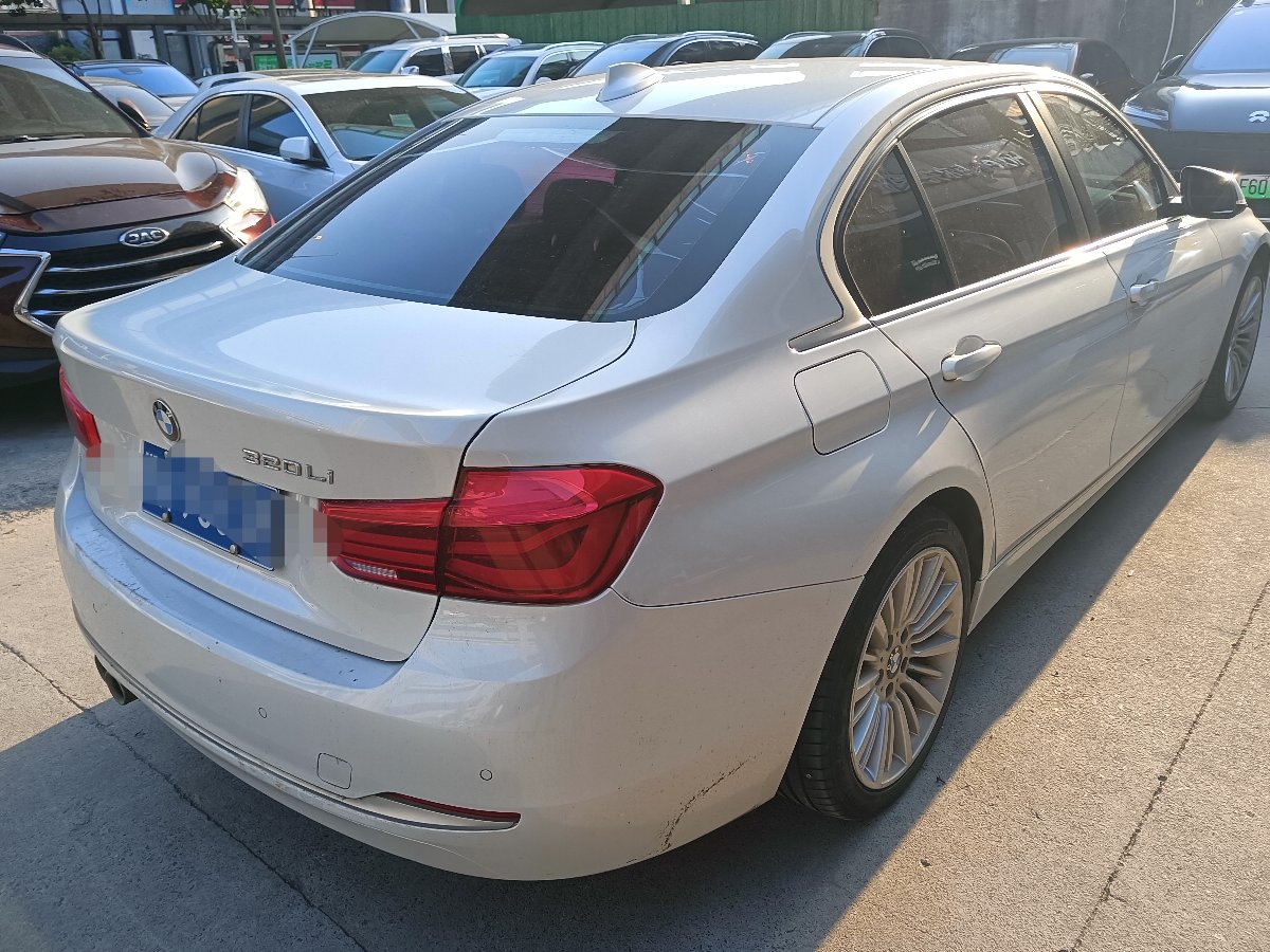 BMW 3 Series 2018 #6 BMW 3 Series 2018 car image #6
