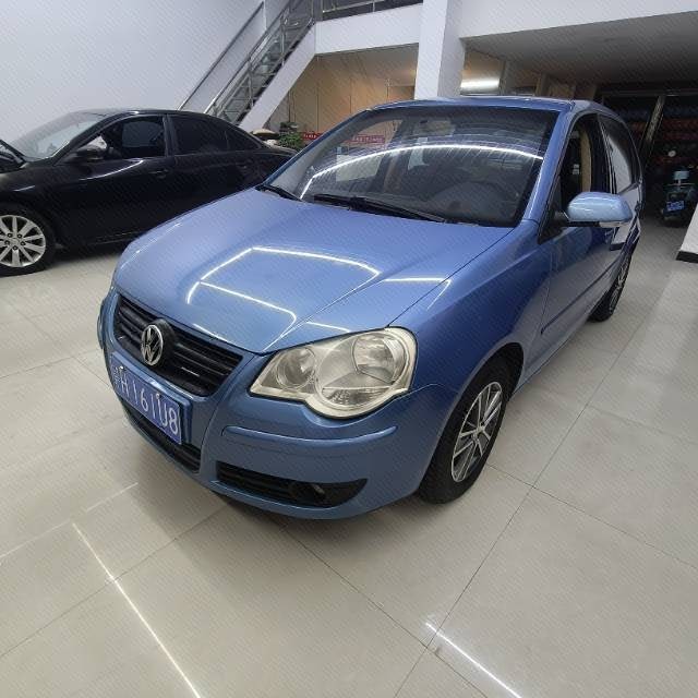 Volkswagen Polo 2010 Volkswagen Polo 2010 car image